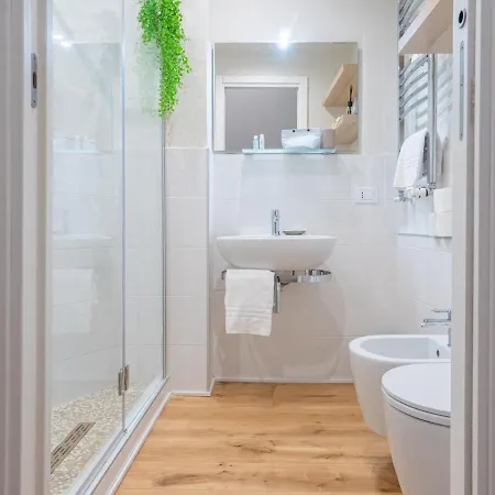 The Rent - Lovely Two-bedroom Near Bocconi Appartamento